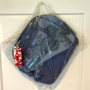 Lululemon Blue Floral Elite Gym Bag New